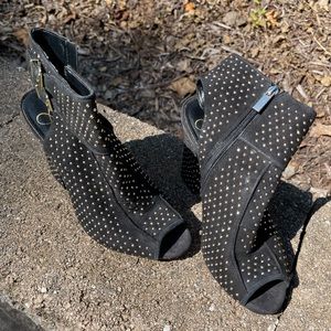 Jessica Simpson heels